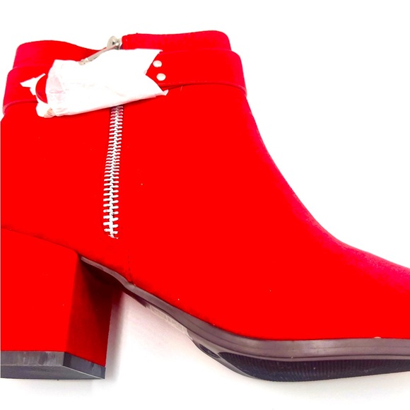 Journee Lavra Ankle Bootie “Red” - Picture 3 of 7